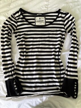 Y2K Poof Excellence Black and White Striped Long Sleeve Top